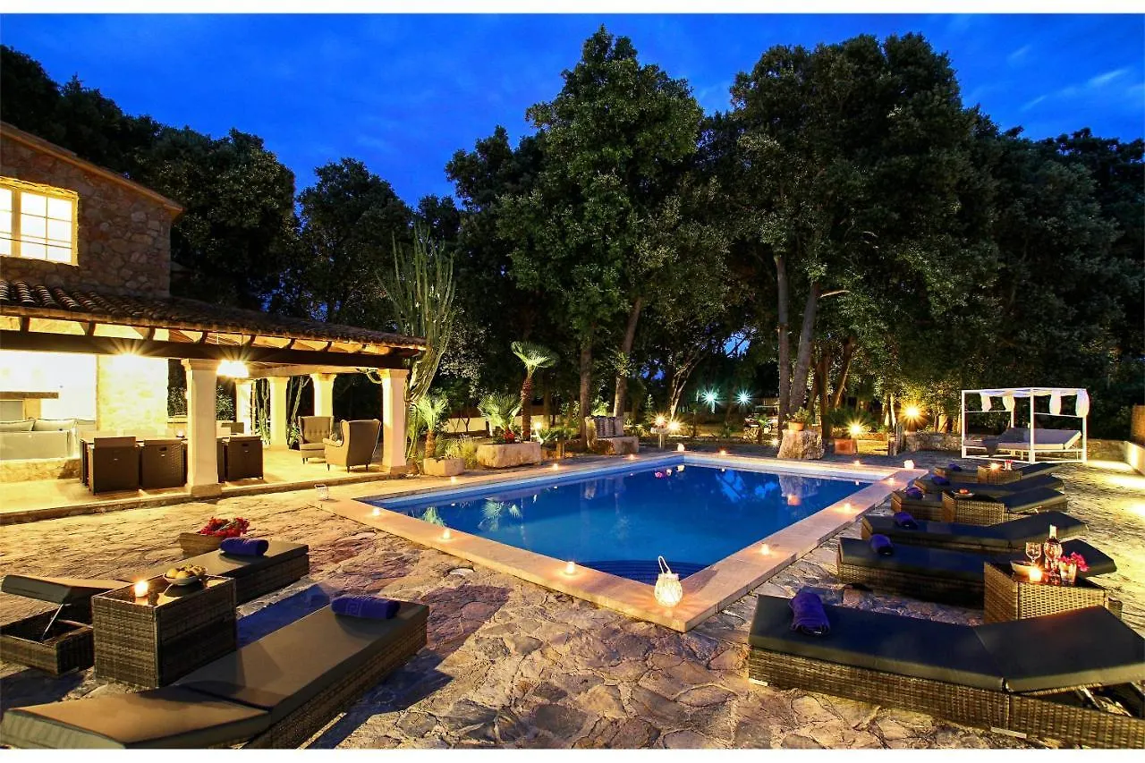 Villa Encinas Port de Pollenca Spain